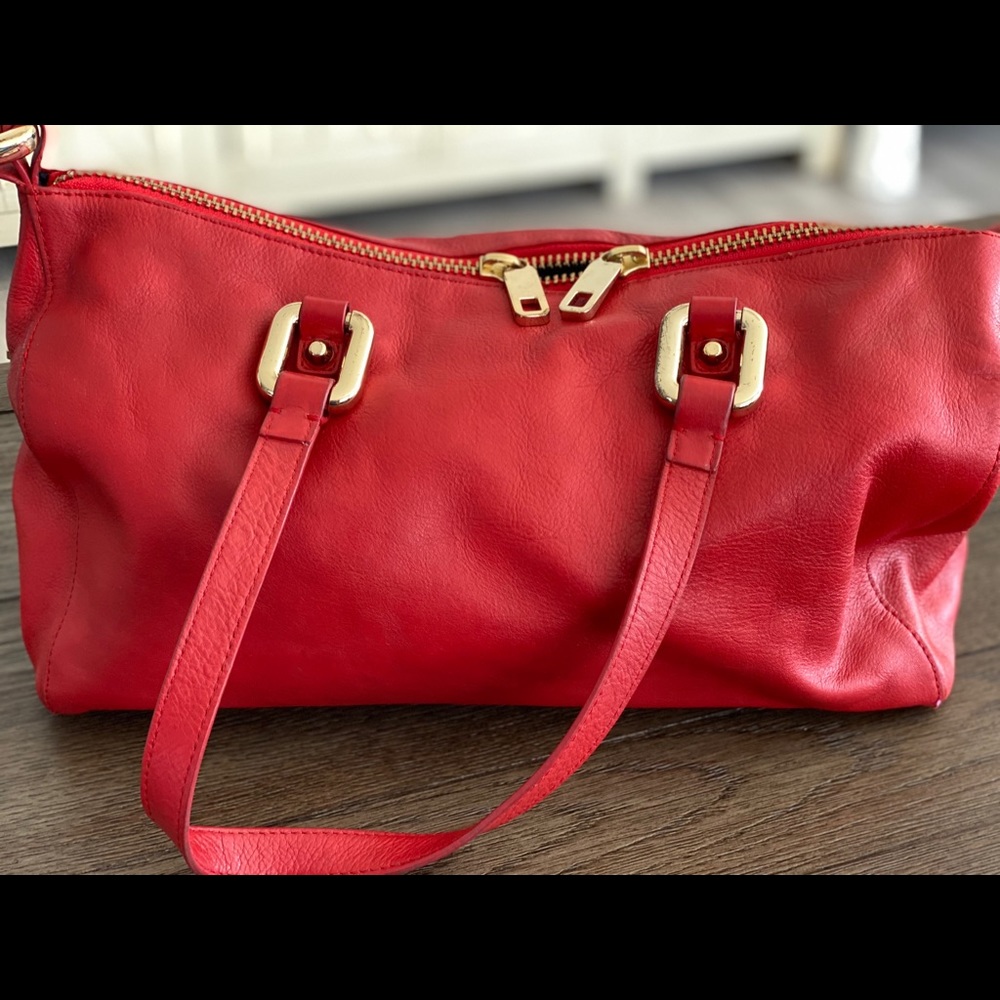 Beautiful red Juicy Couture satchel bag!